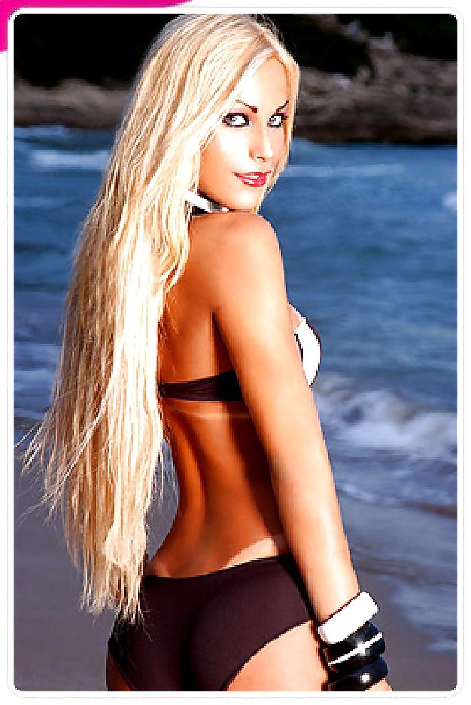 Gorgeous Blonde European Transexual Suzane Petrovyk Showing Off Her Sweet Bum
