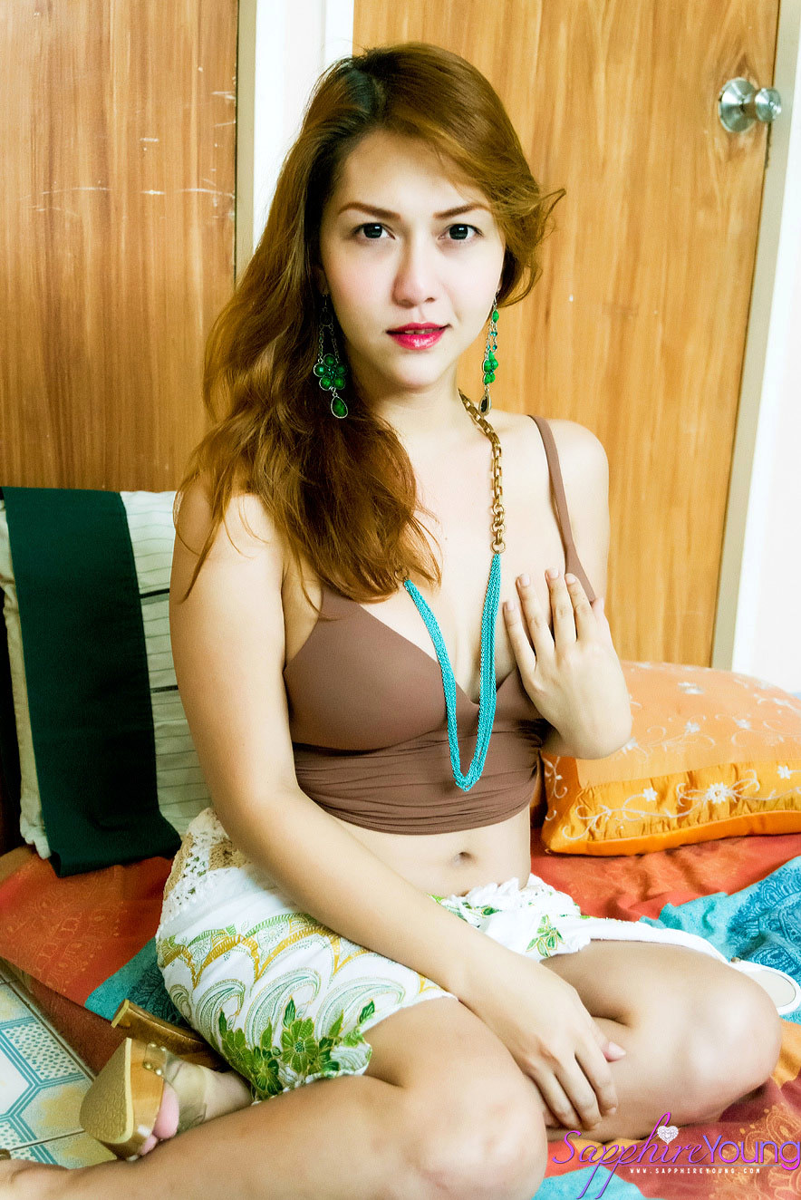 Very Natural Yet Very Innocent Ladyboy Showing Her Tool